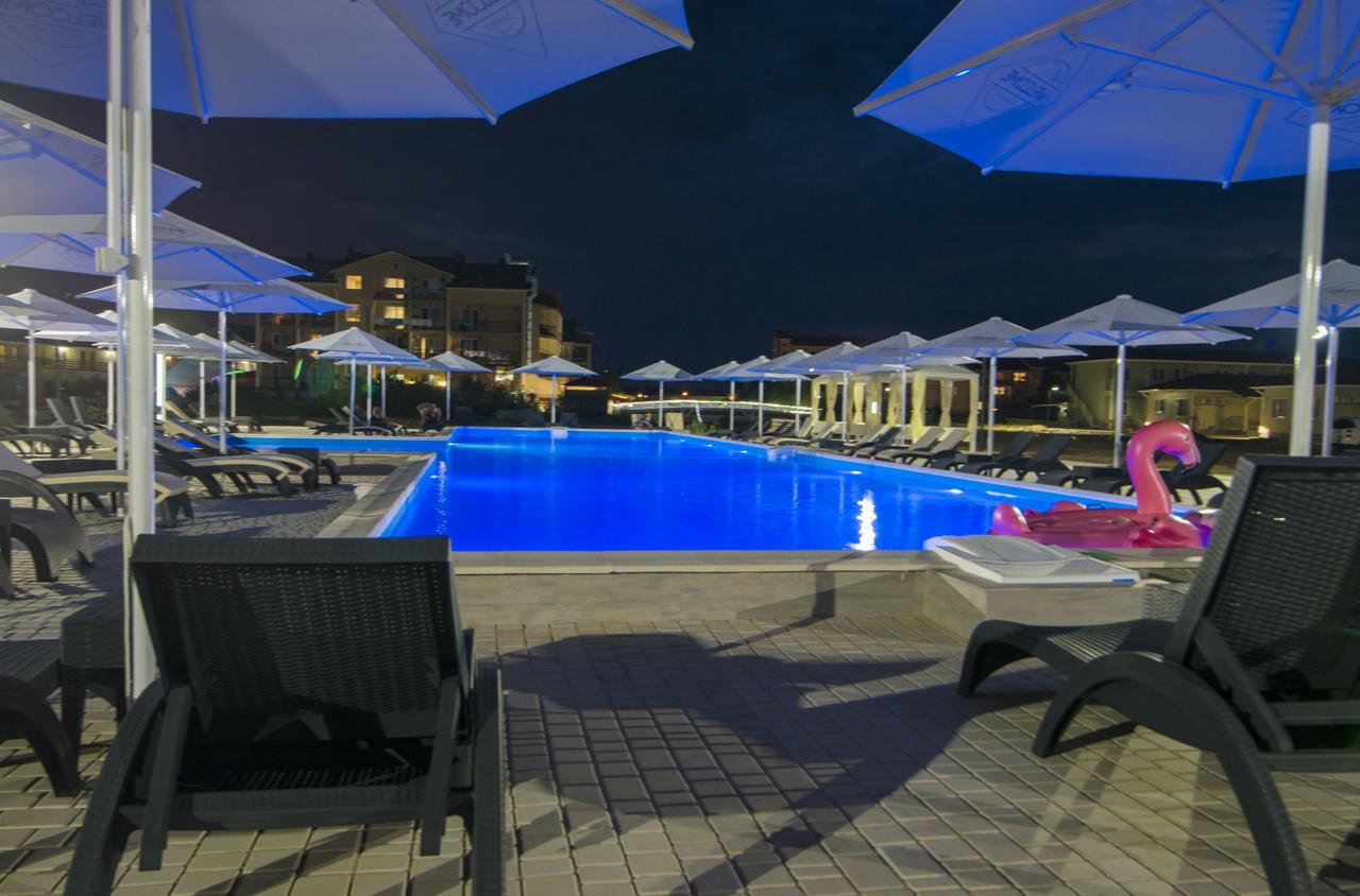 Welcome Summer Hotel Zatoka Kültér fotó