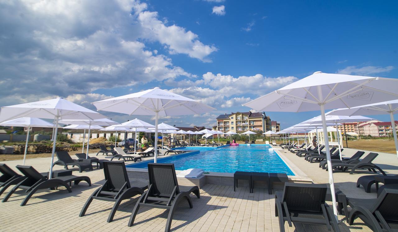 Welcome Summer Hotel Zatoka Kültér fotó